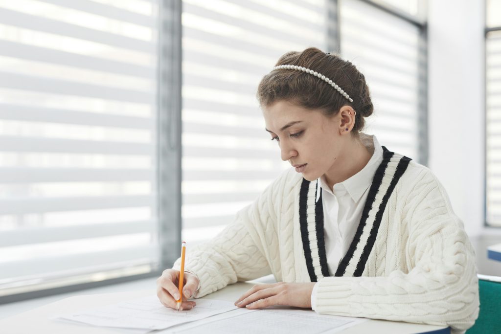 5 Tips for Writing a Standout Scholarship Essay
